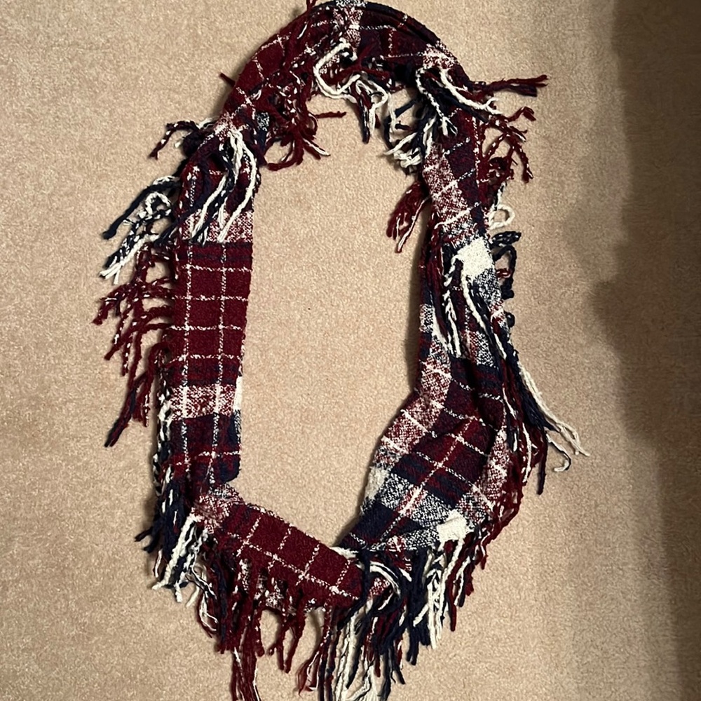 Womens infinity scarf